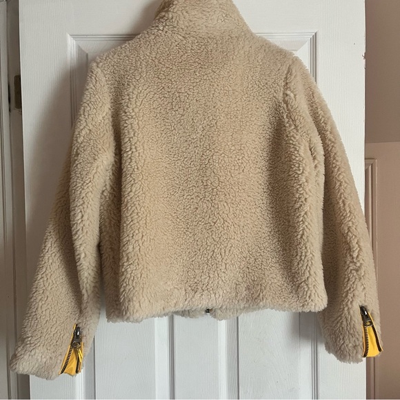 Apparis Tamika Jacket in Oat - Picture 5 of 11